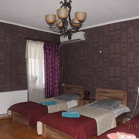 Guest House Gio Tbilisi Zewnętrze zdjęcie